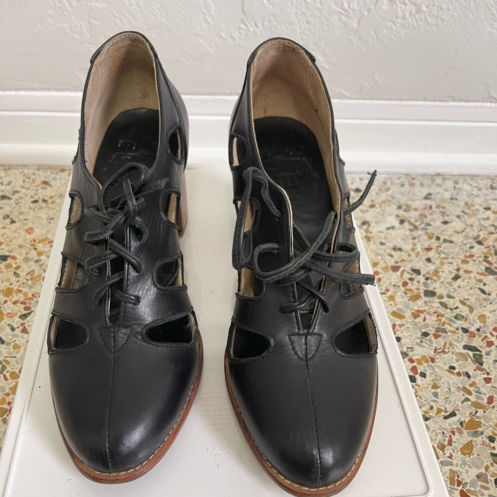 Bali black leather heels with cut outs